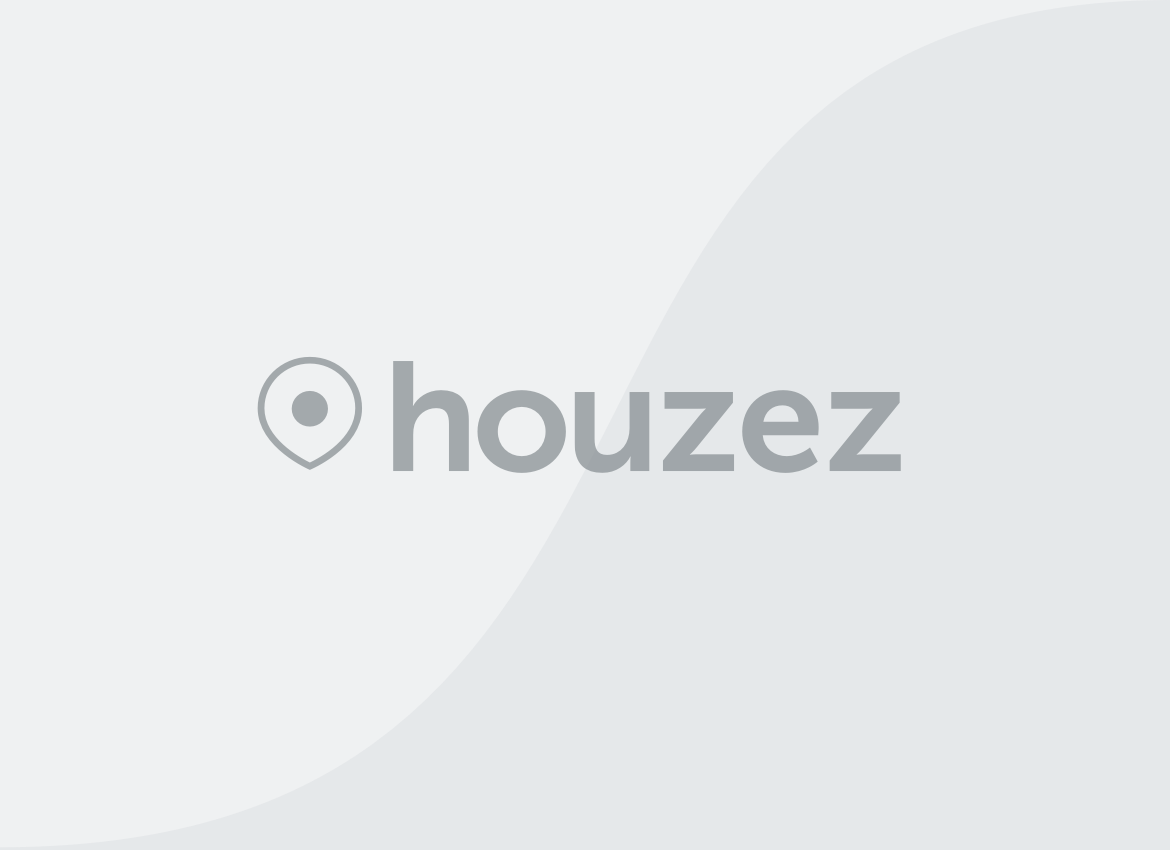 סטודיו עם חצר